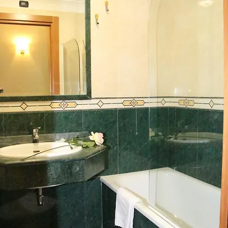 Mirage Ξενοδοχείο 3*